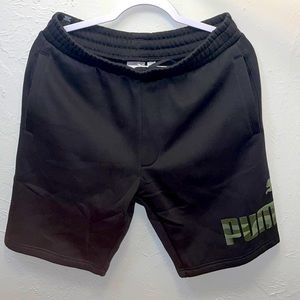 Size :M PUMA black on black witta lil Touch of Camo .